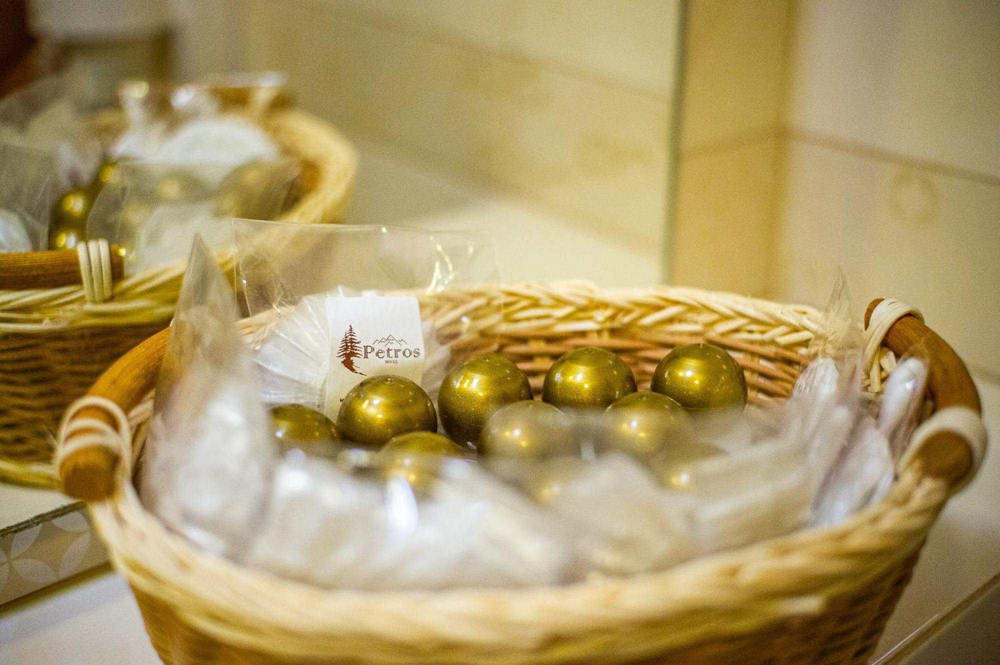 בוקובל Petros Hotel חדר תמונה
